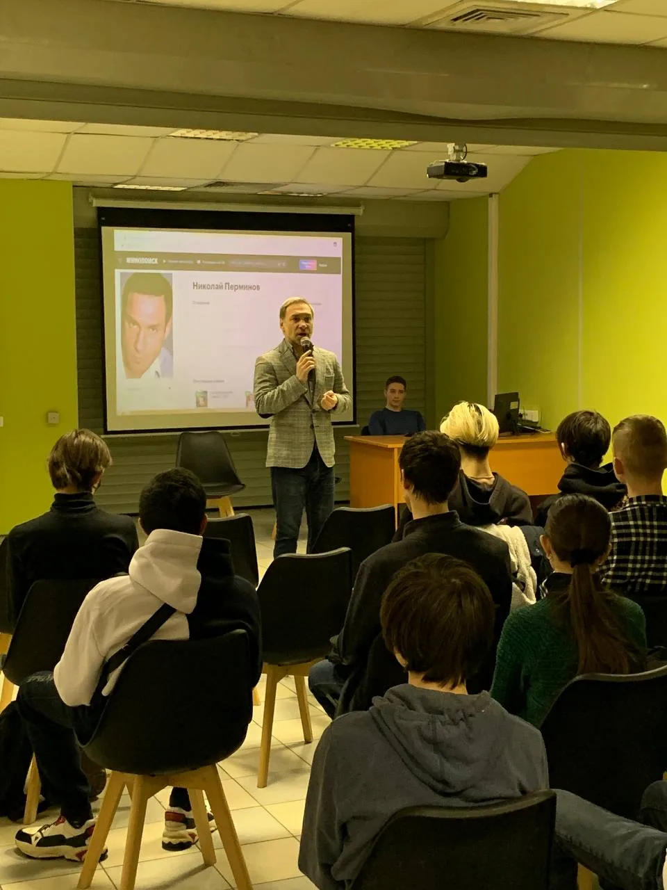 Soft skills в КЭСИ: уроки от актер театра и кино Николай Перминов