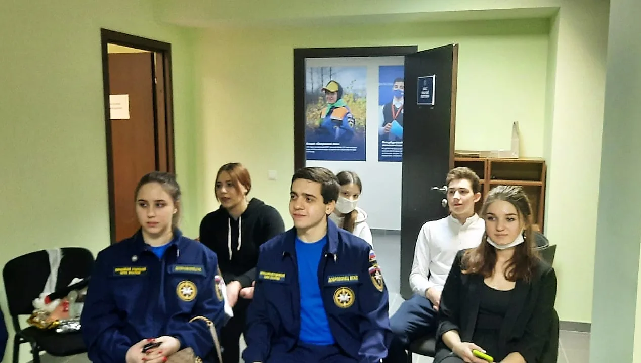 Волонтерский отряд спасателей КЭСИ на открытие штаба ВСКС
