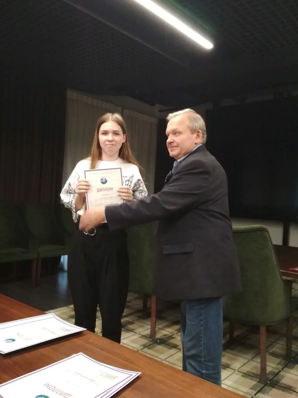 Награждение студентов КЭСИ - лауреатов Всероссийского патриотического конкурса сочинений на тему: «Память сильнее времени».