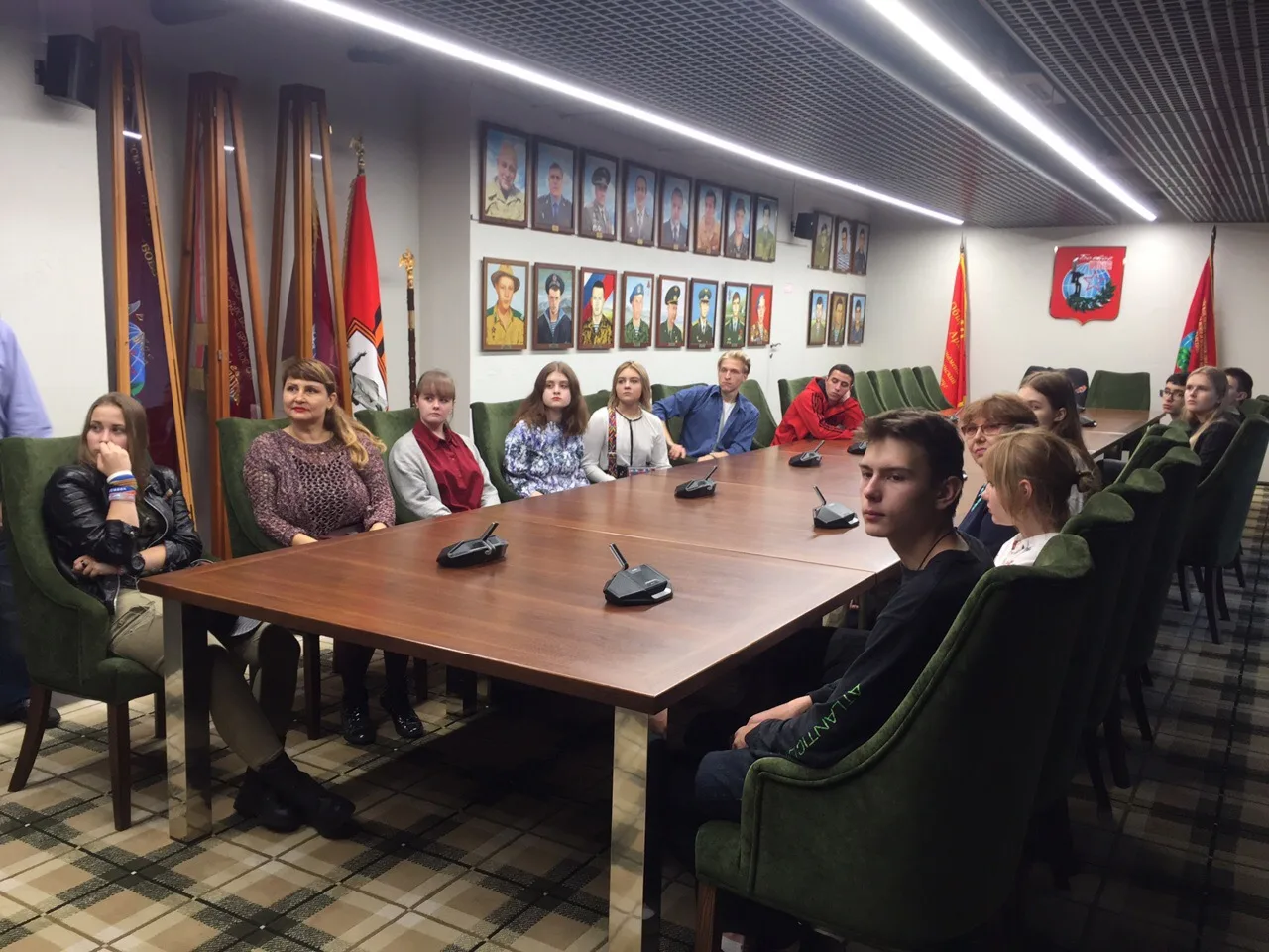 Награждение студентов КЭСИ - лауреатов Всероссийского патриотического конкурса сочинений на тему: «Память сильнее времени».