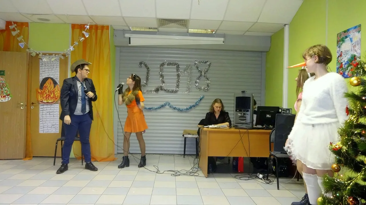 Новогодний спектакль 2017